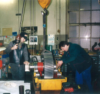 1990